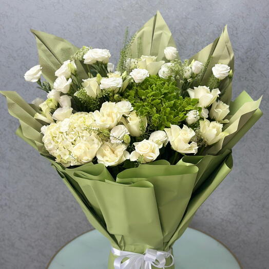 Elegant White   Green Mixed Flower Bouquet