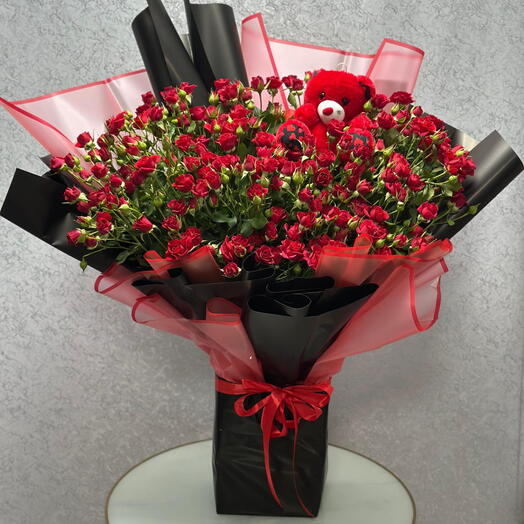 Romantic Baby Rose Bouquet with Teddy Bear