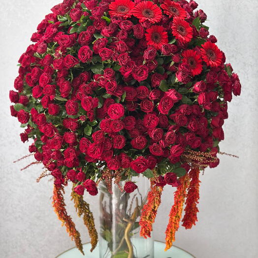 Elegant Red Baby Rose Bouquet with Gerbera   Amaranthus