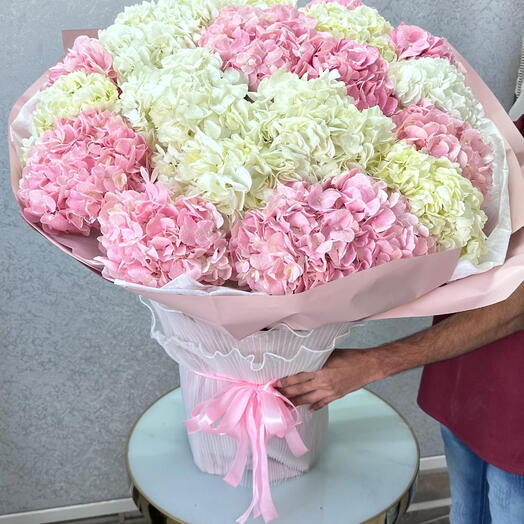 Giant Pink and White Hydrangea Bouquet – Stunning Floral Arrangement