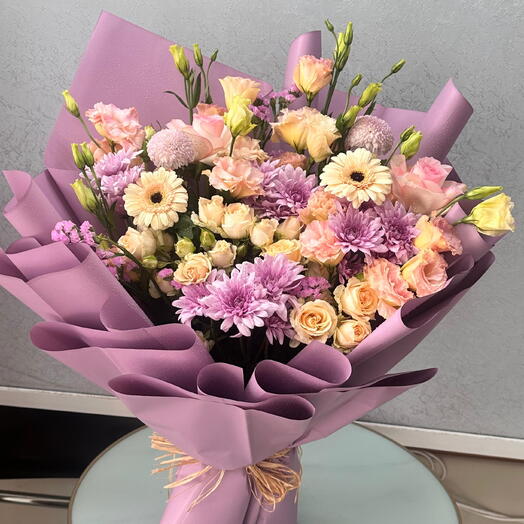 Elegant Mixed Flower Bouquet